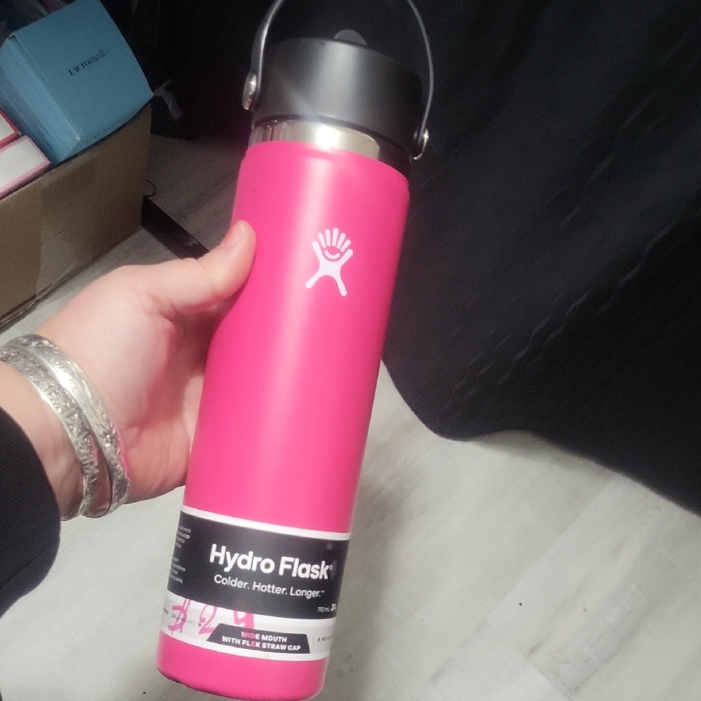 Hydro Flask Magenta Bottle with Black Lid